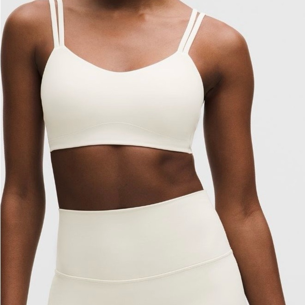 White Lululemon Like a Cloud Bra – Size 12